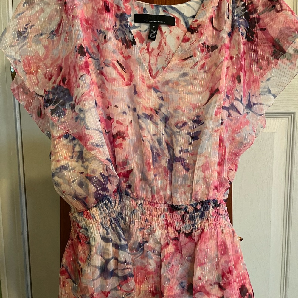 White House Black Market Pink and White Ruffled Blouse NWOT size Small